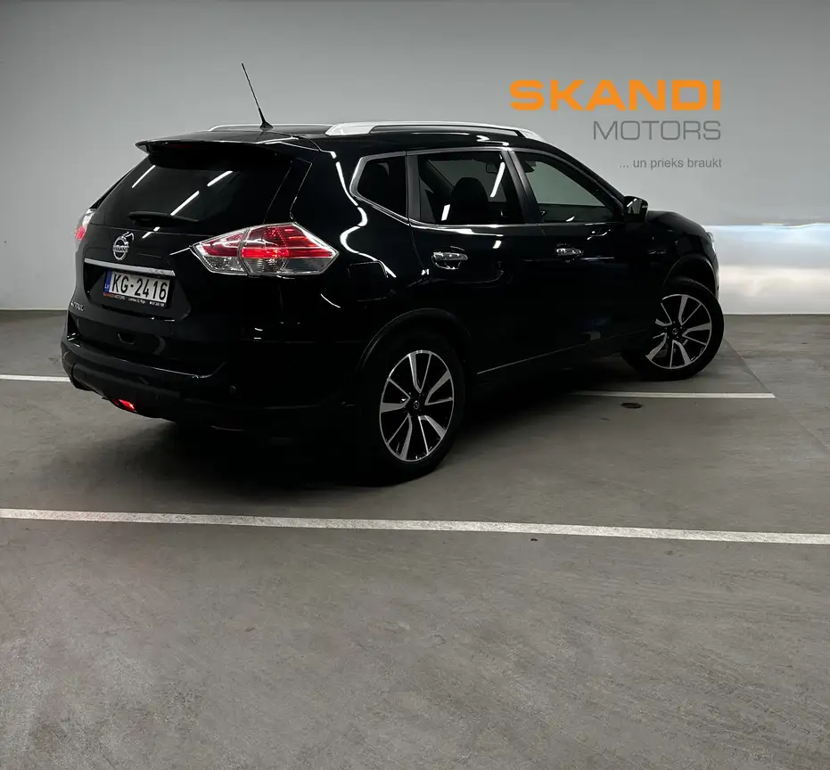 NISSAN X-TRAIL
