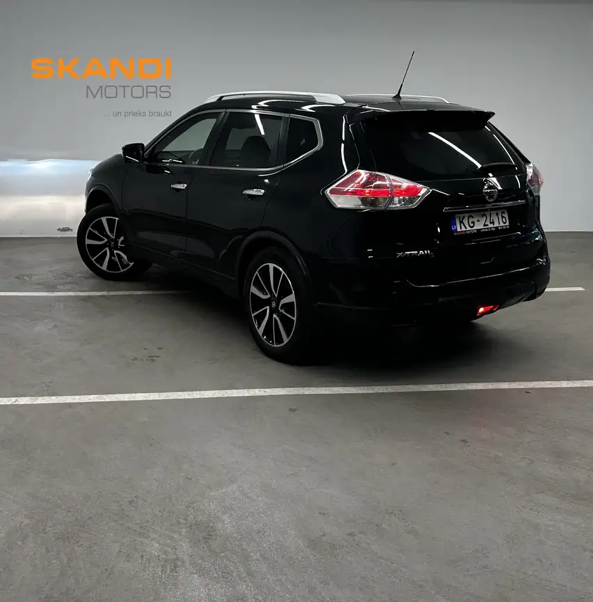 NISSAN X-TRAIL