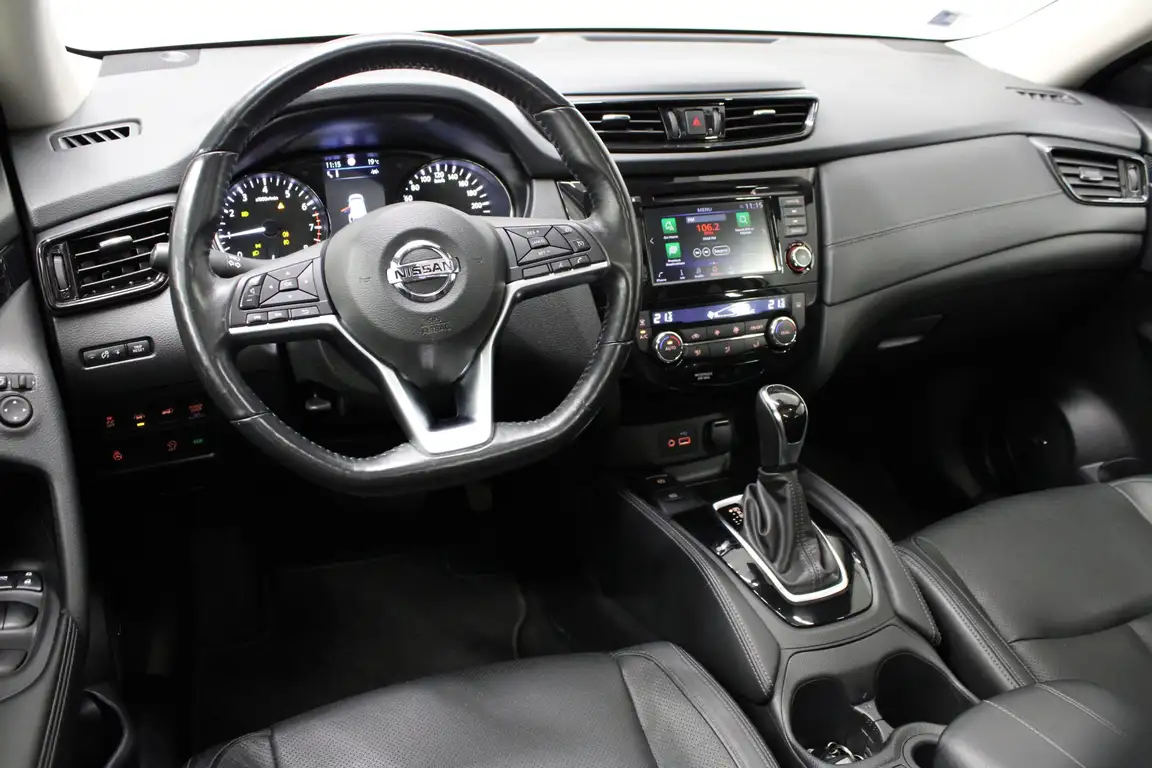 NISSAN X-TRAIL