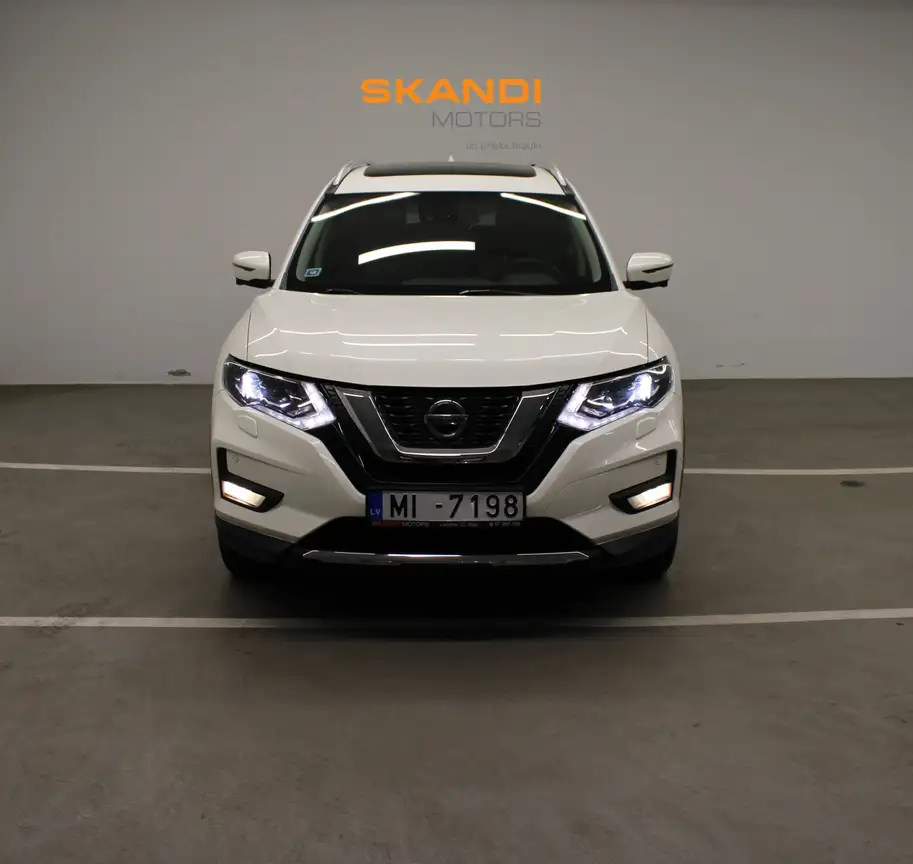 NISSAN X-TRAIL