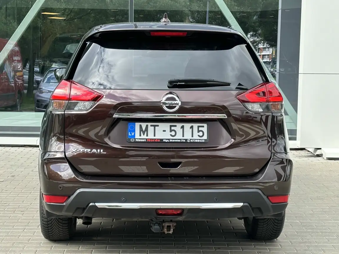 NISSAN X-TRAIL