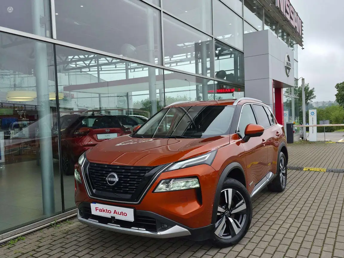 NISSAN X-TRAIL