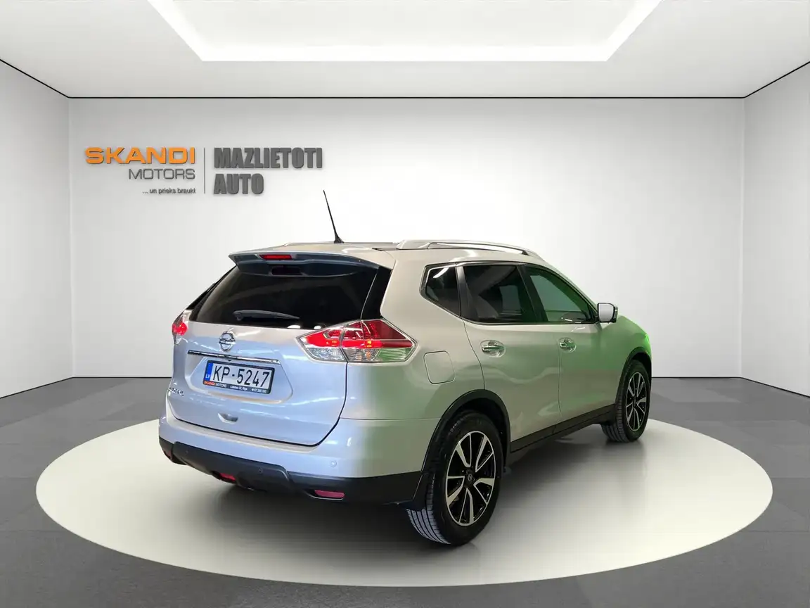 NISSAN X-TRAIL