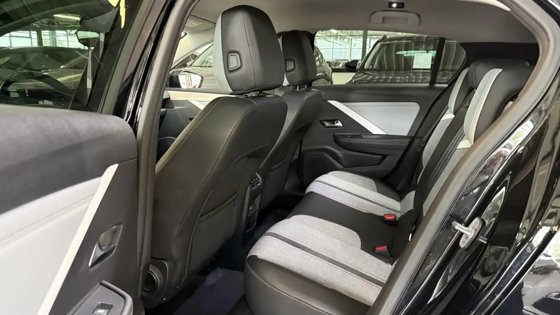 OPEL ASTRA
