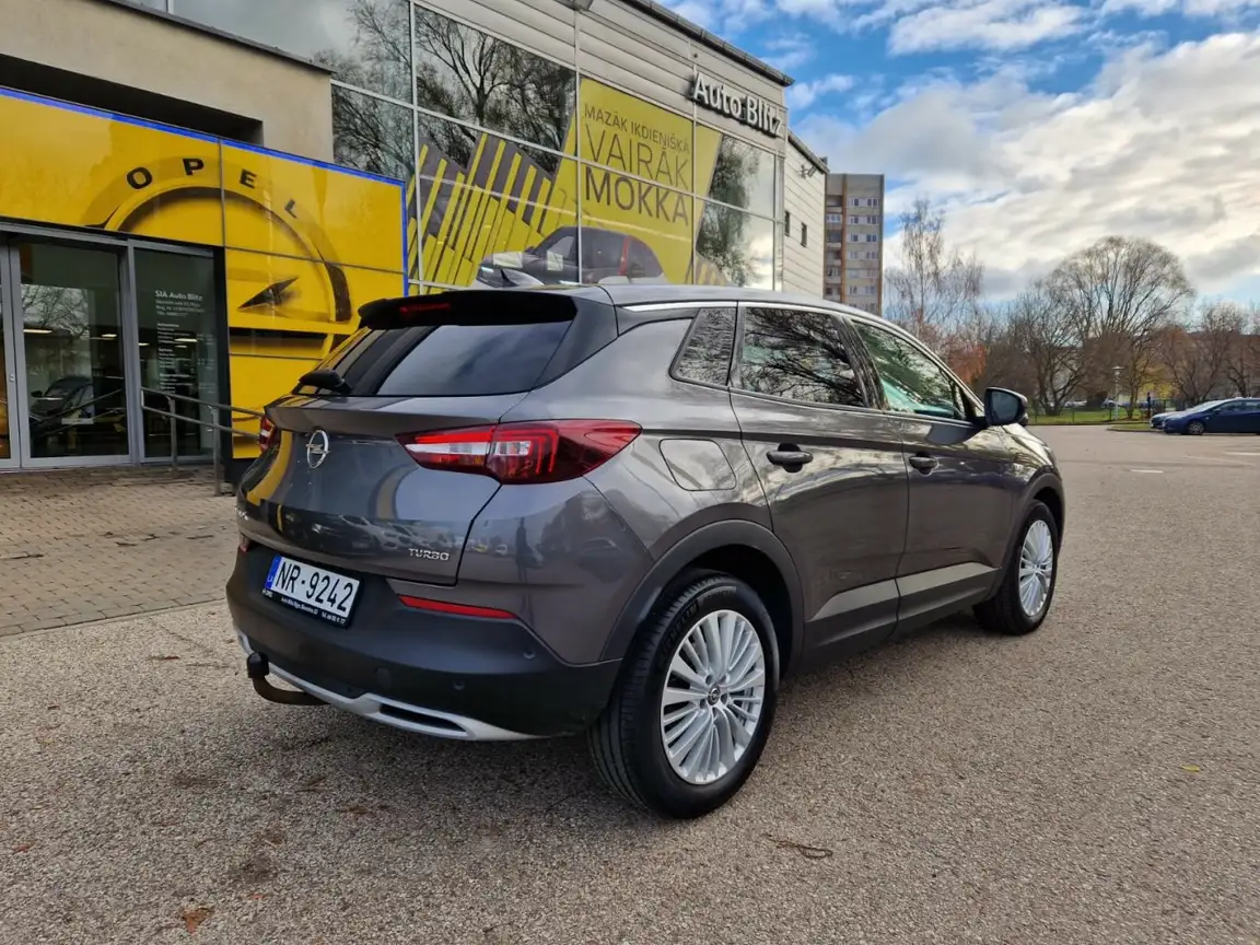 OPEL GRANDLAND