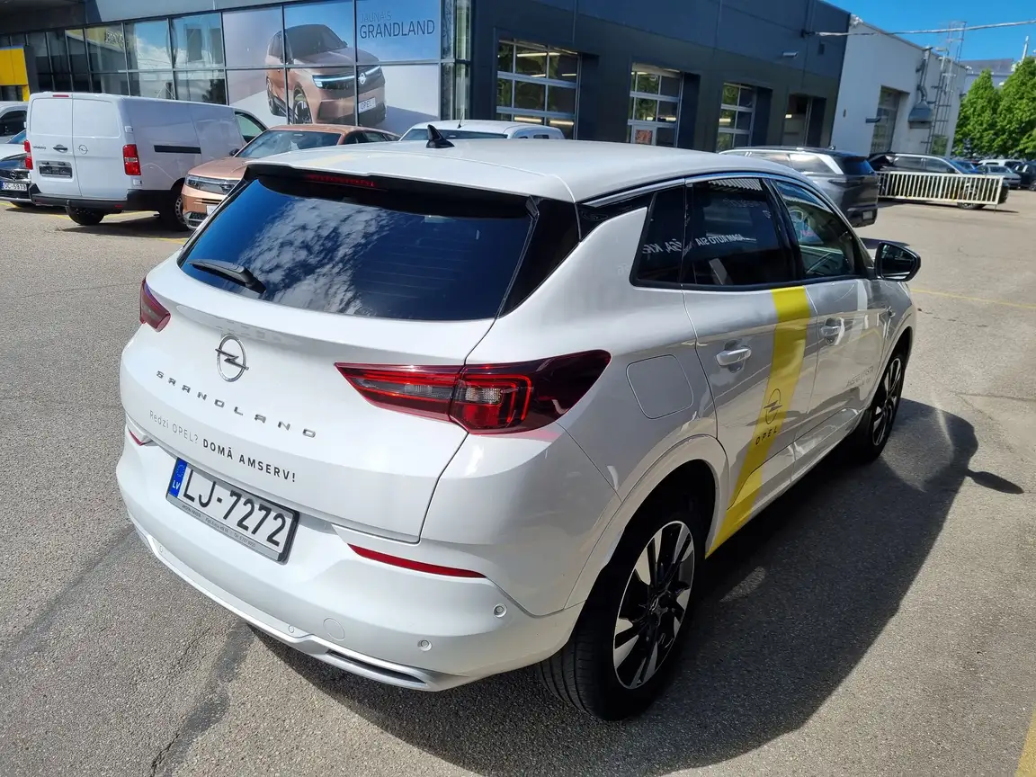 OPEL GRANDLAND