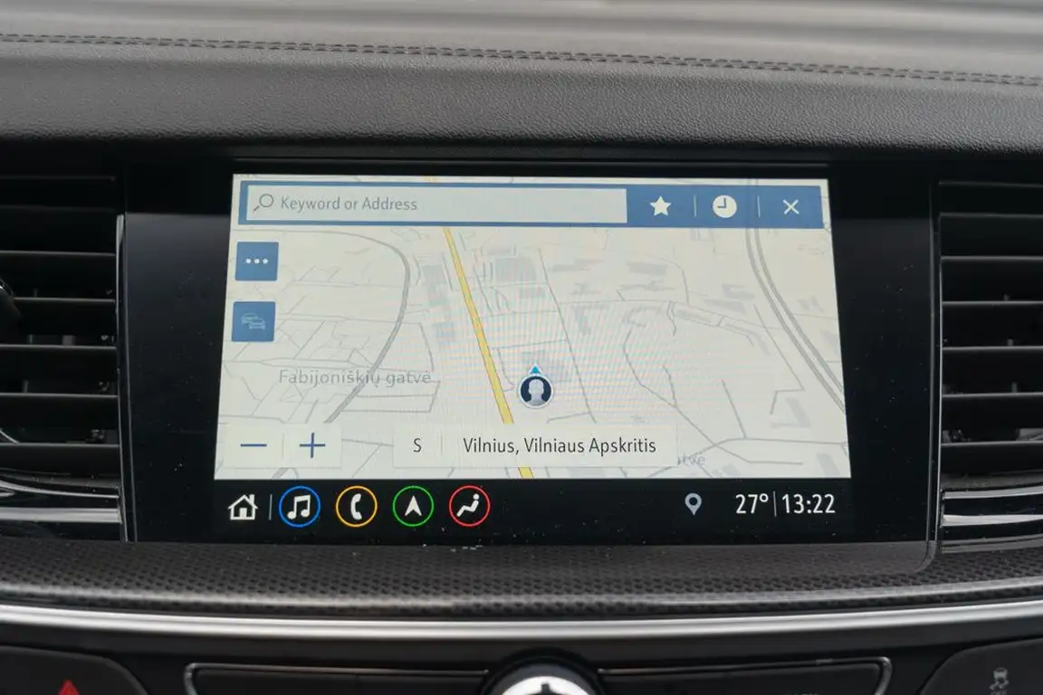OPEL INSIGNIA