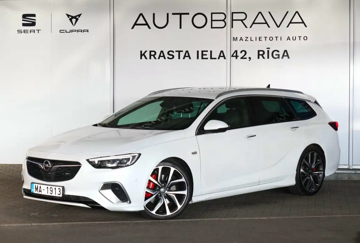 OPEL INSIGNIA SPORTS TOURER