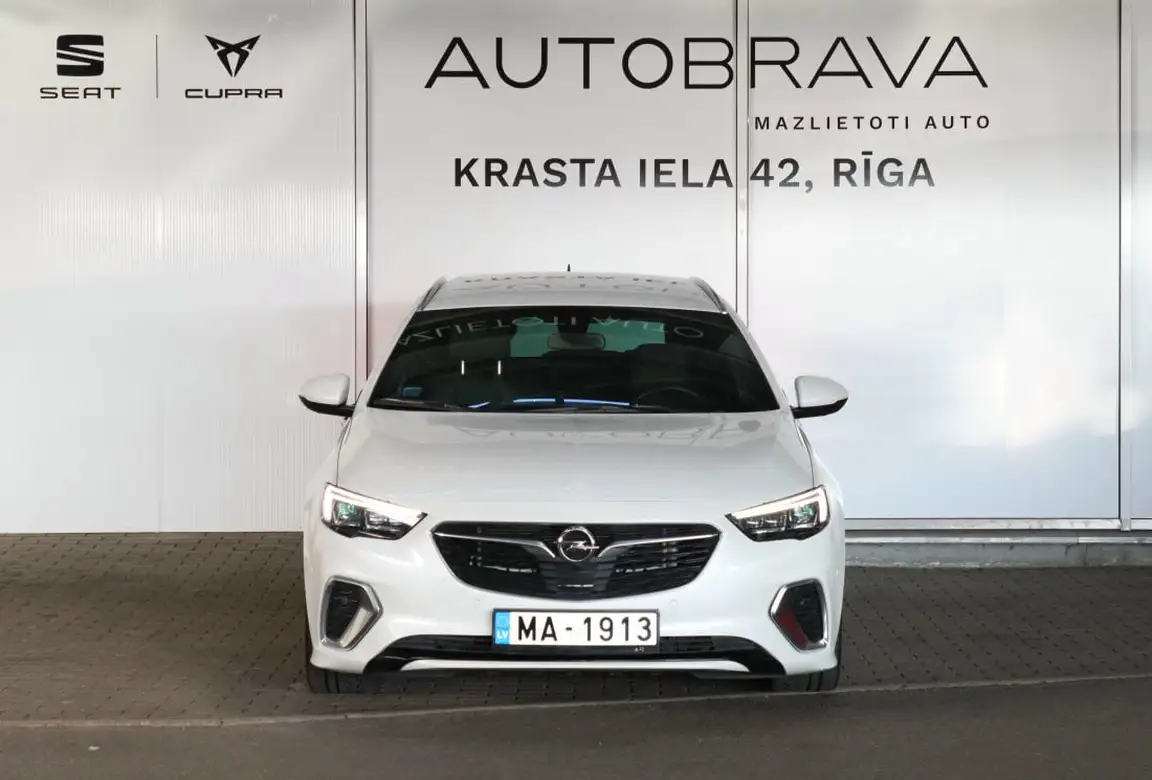 OPEL INSIGNIA SPORTS TOURER