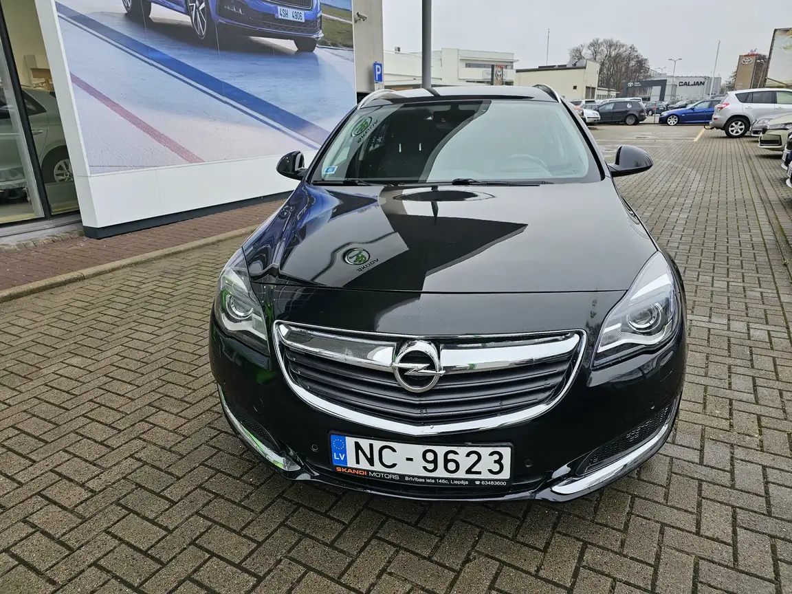 OPEL INSIGNIA SPORTS TOURER