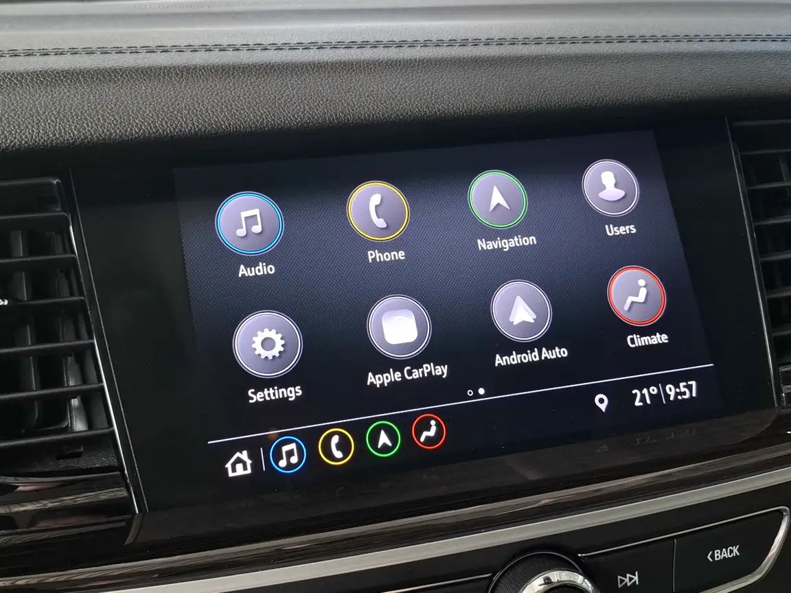 OPEL INSIGNIA