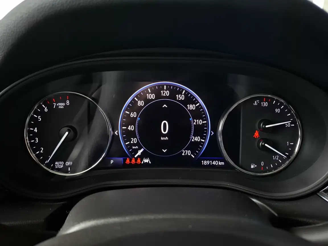 OPEL INSIGNIA