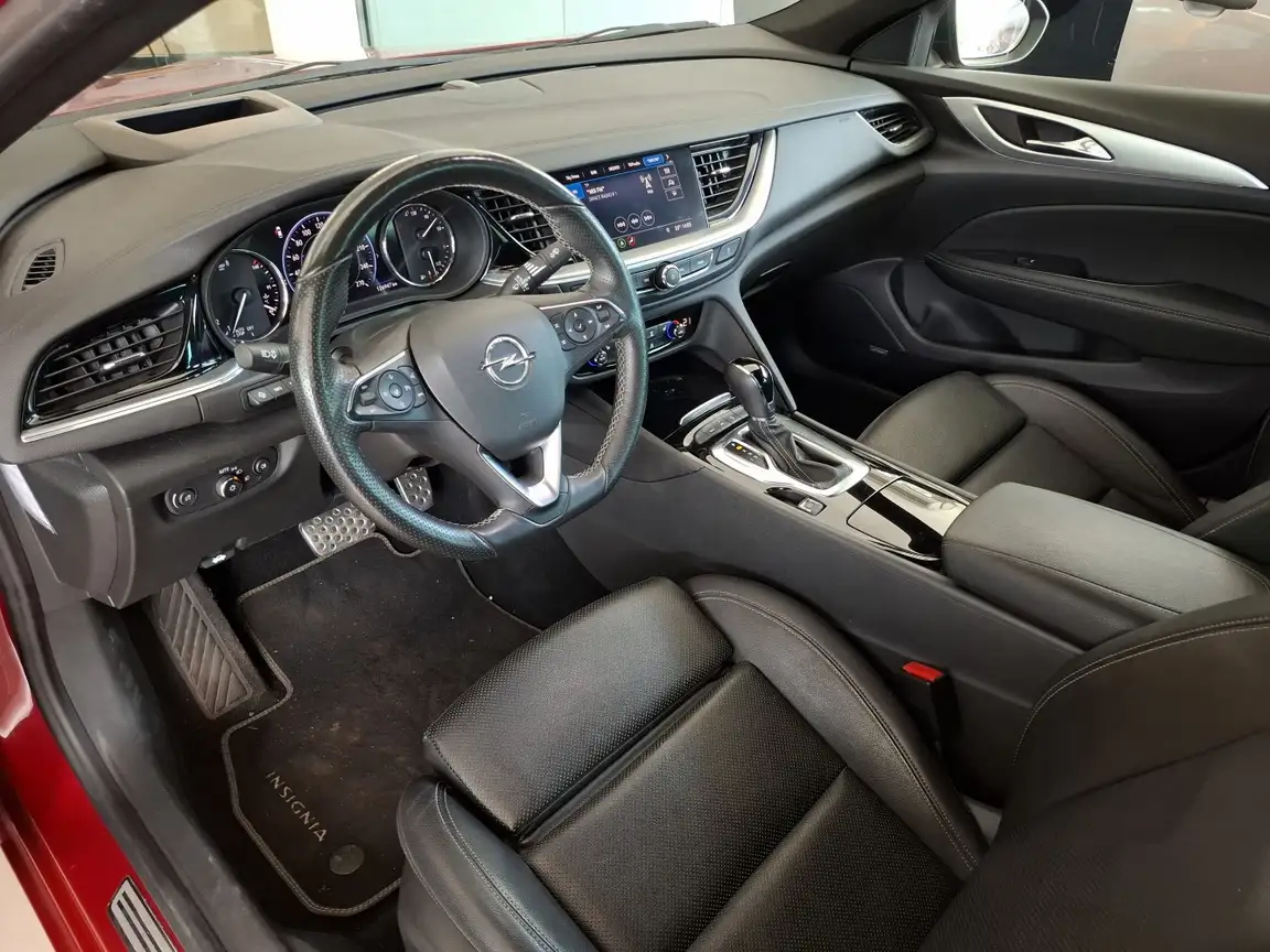 OPEL INSIGNIA
