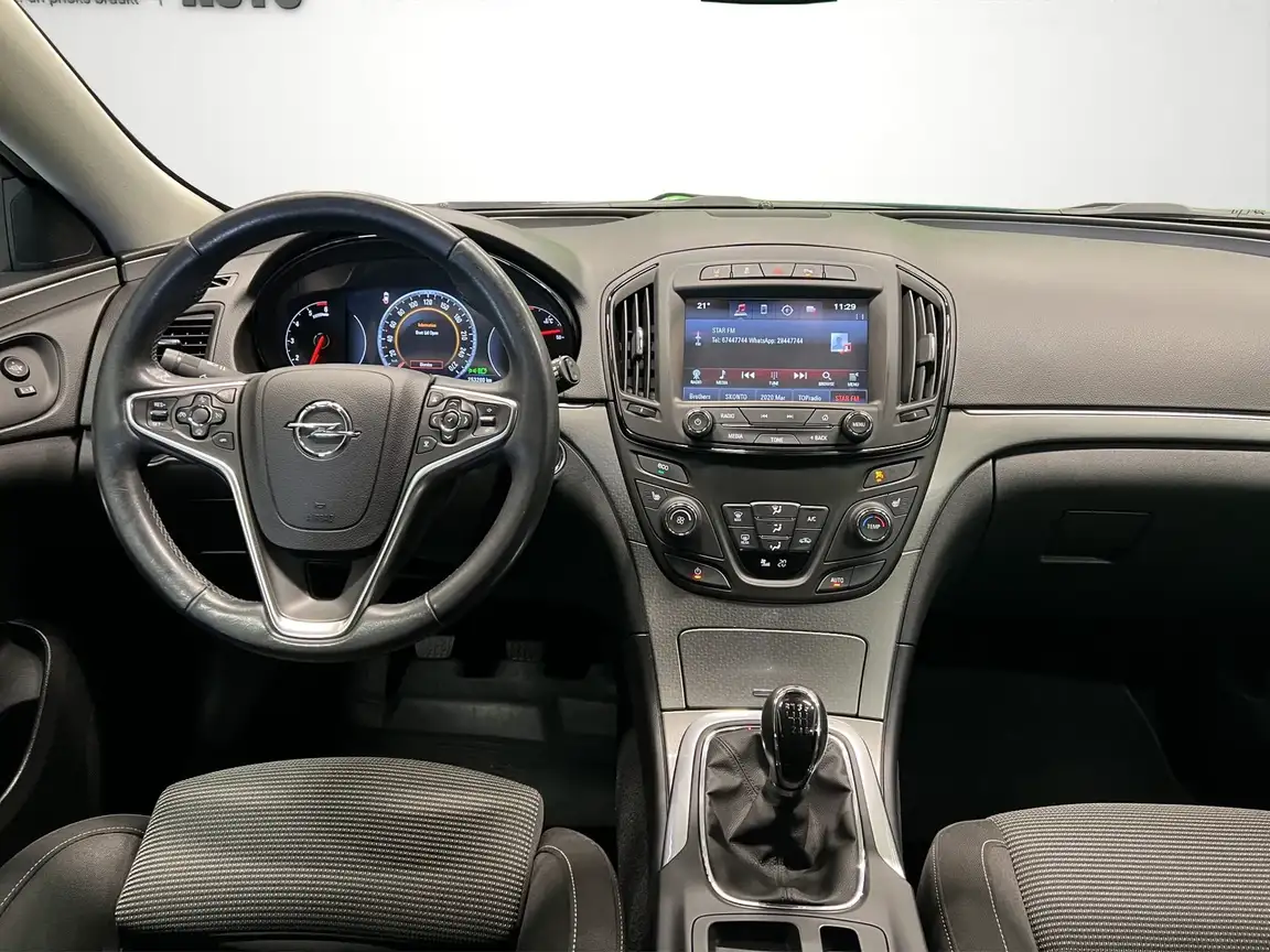 OPEL INSIGNIA