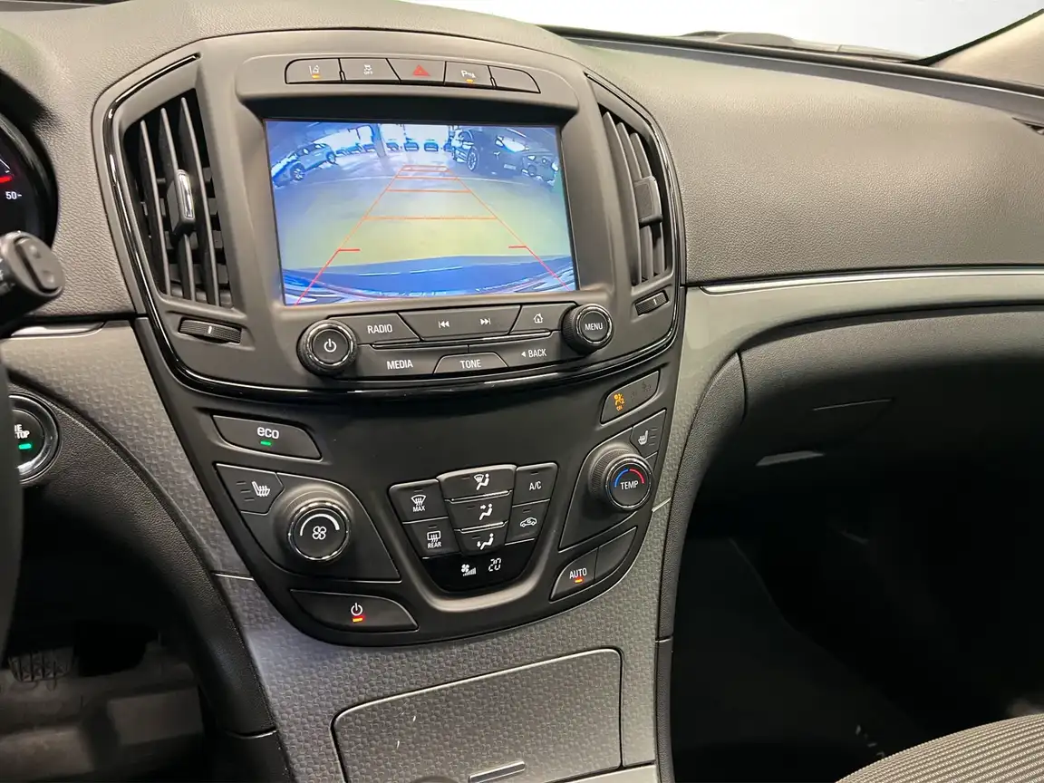 OPEL INSIGNIA