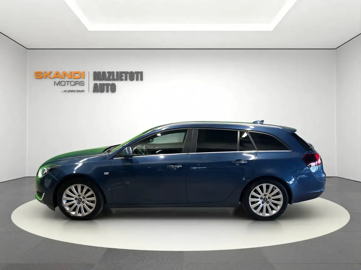 OPEL INSIGNIA