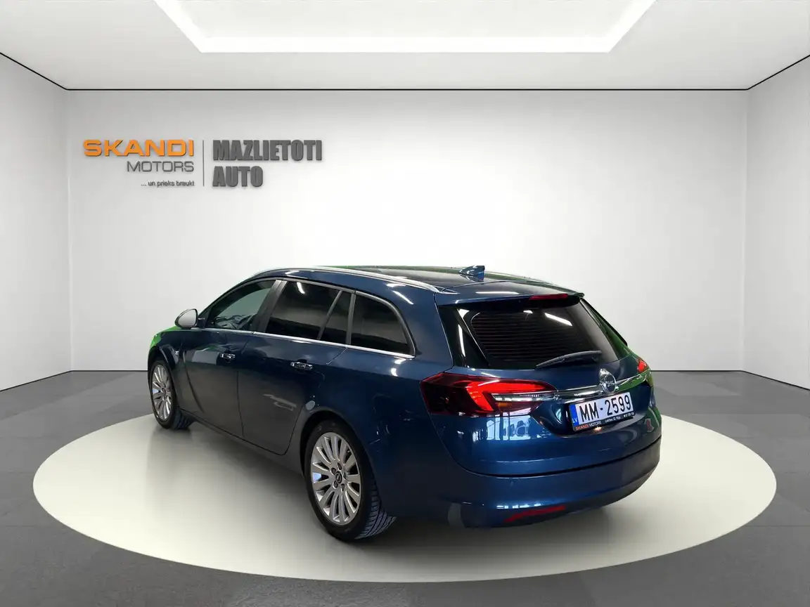 OPEL INSIGNIA