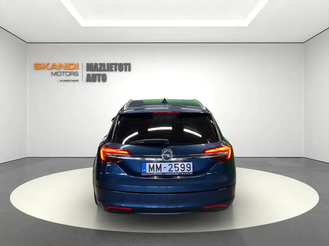OPEL INSIGNIA