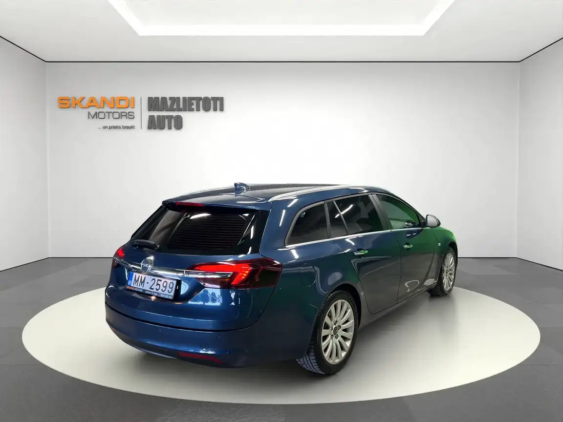 OPEL INSIGNIA