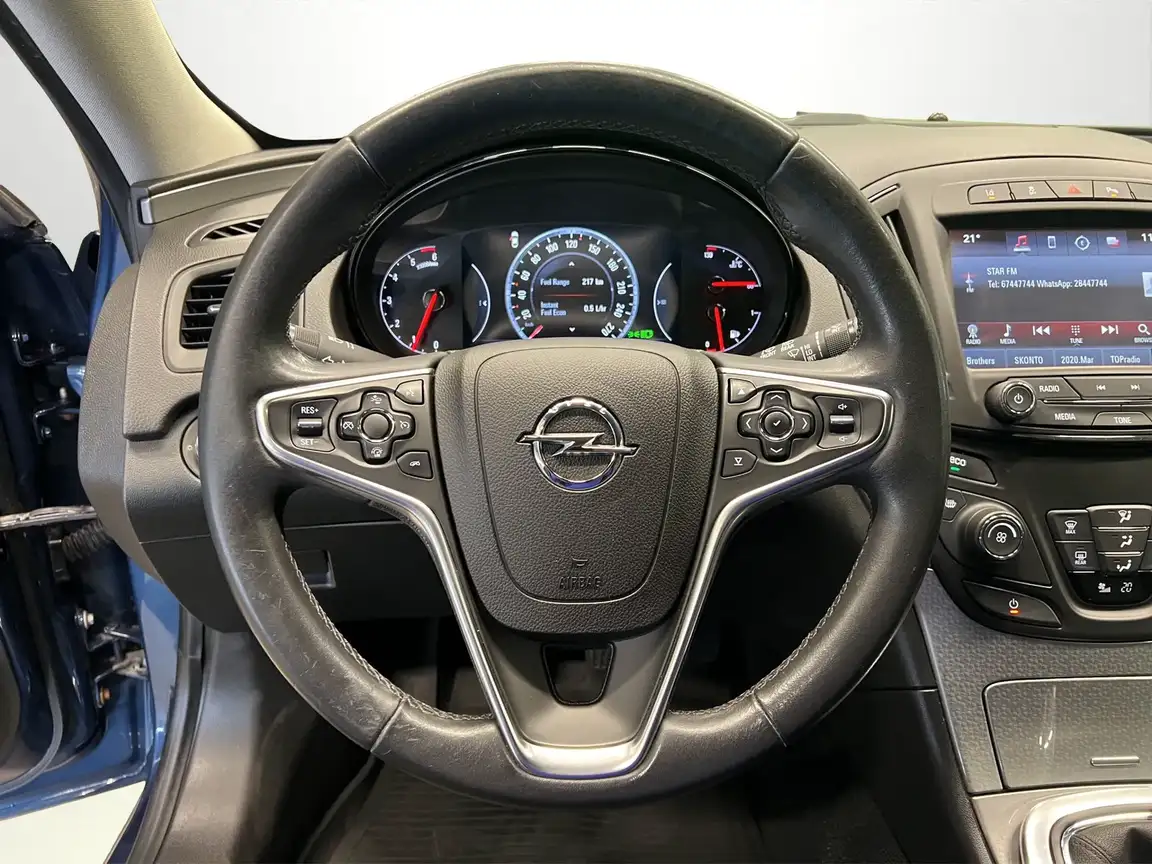 OPEL INSIGNIA