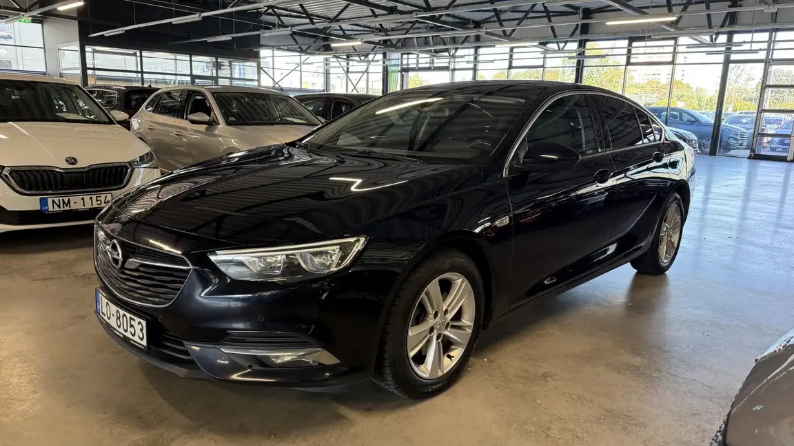 OPEL INSIGNIA