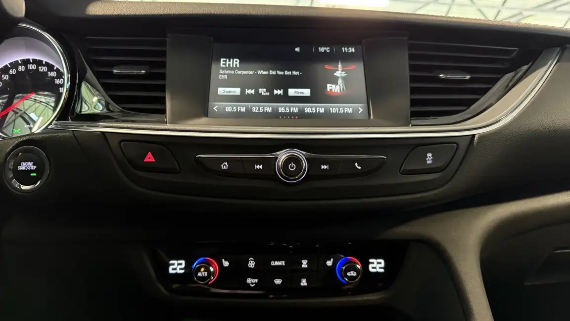 OPEL INSIGNIA