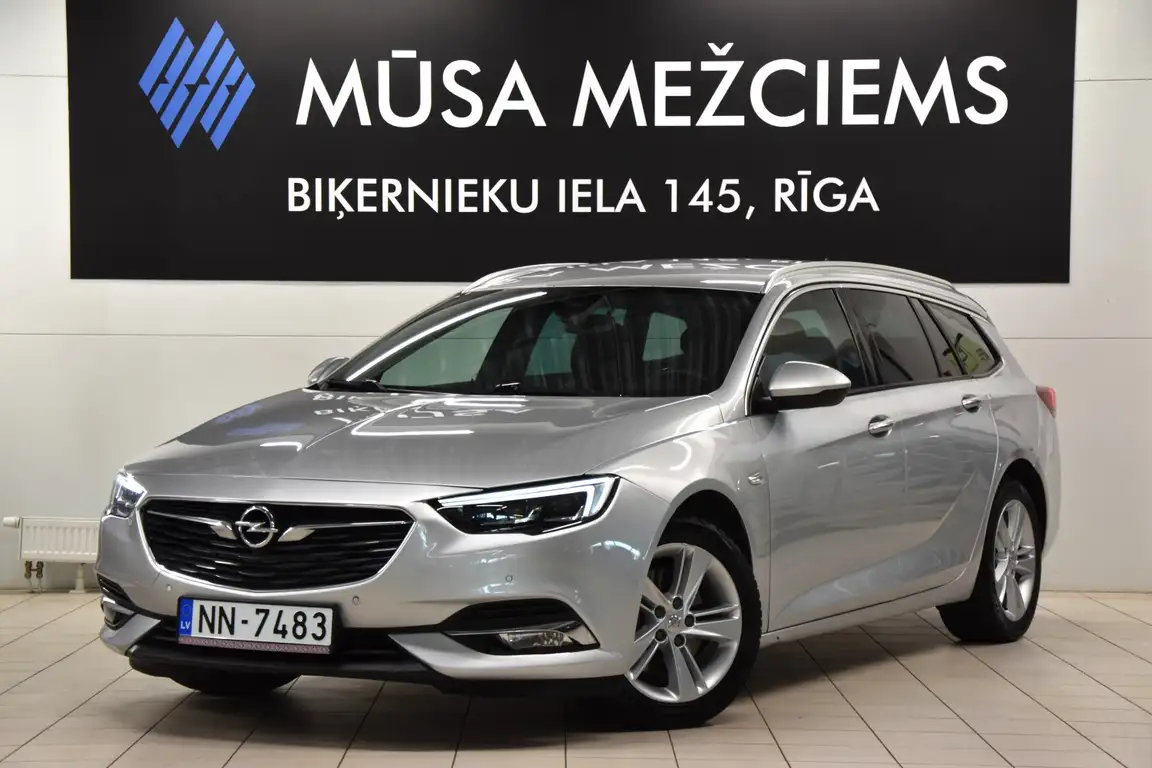 OPEL INSIGNIA