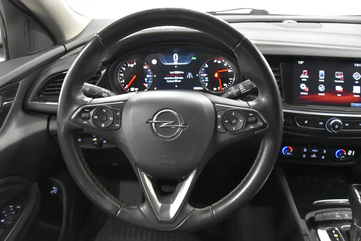 OPEL INSIGNIA