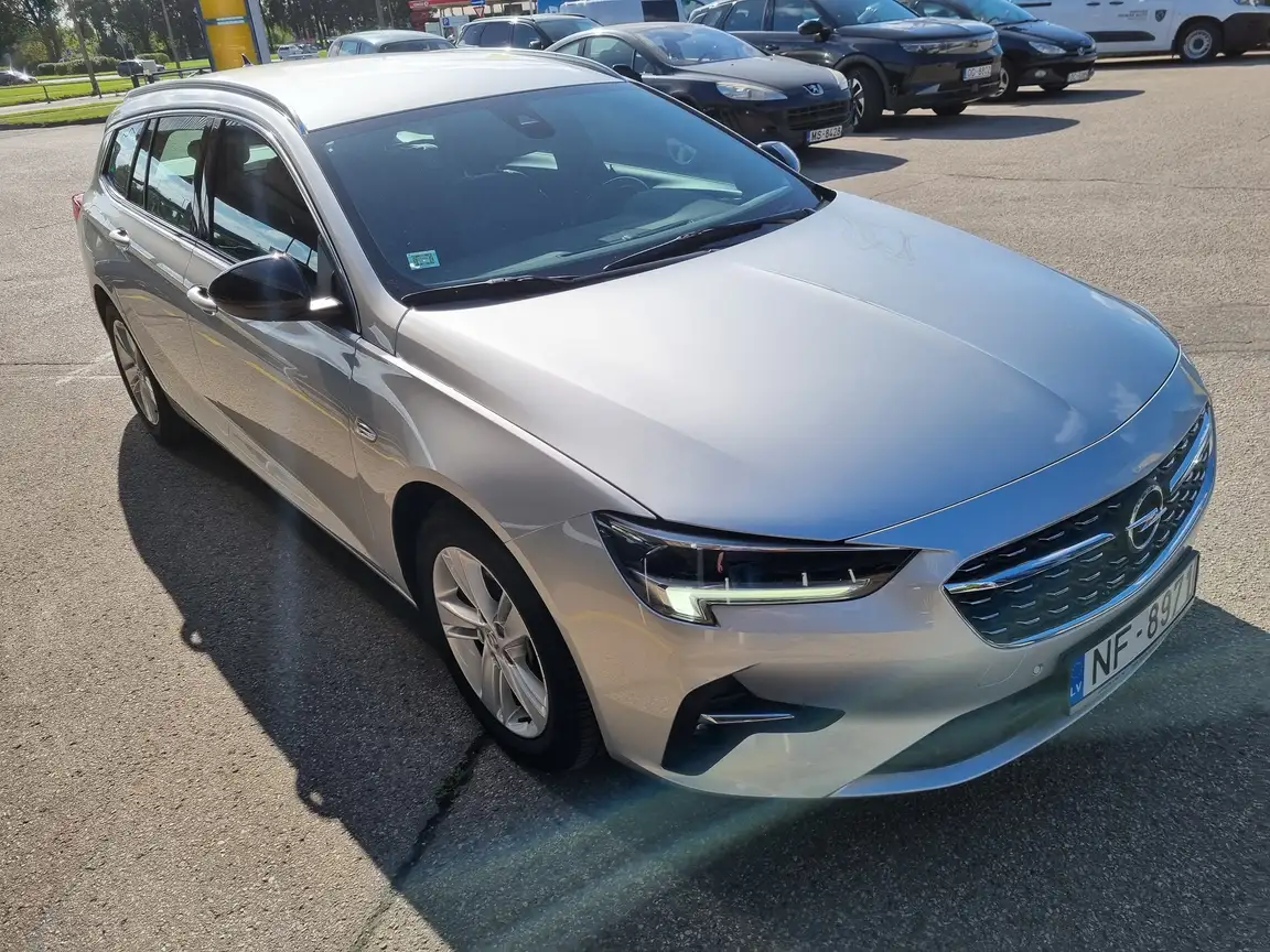OPEL INSIGNIA