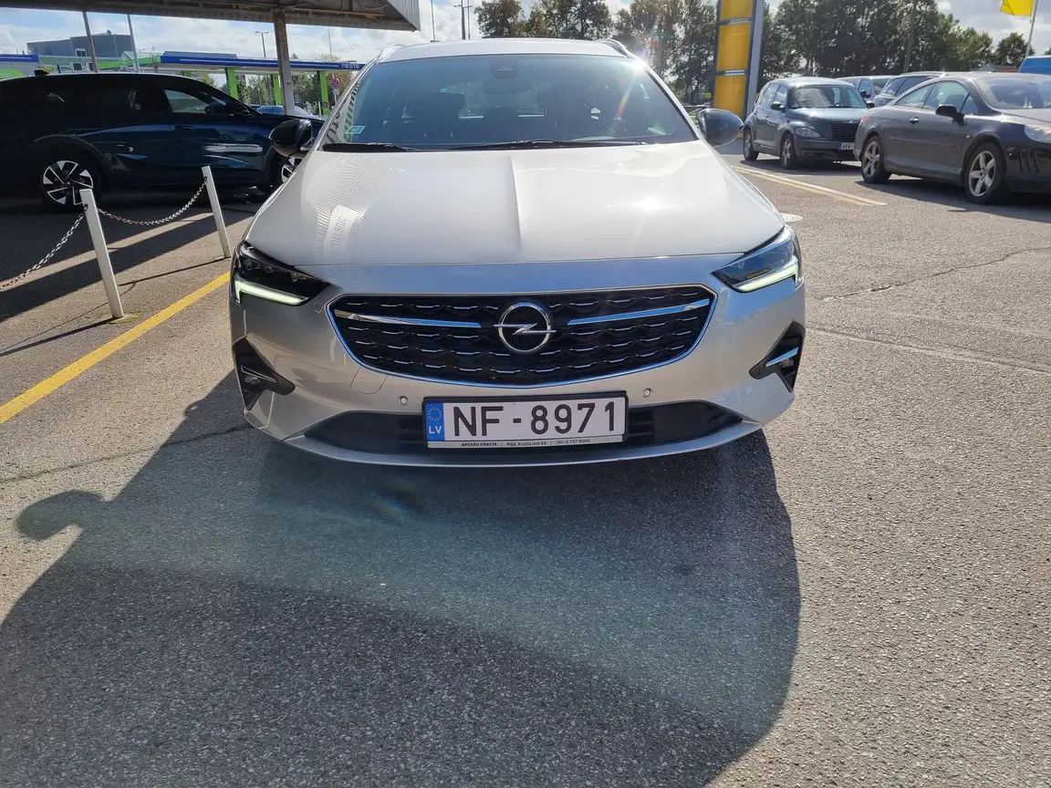 OPEL INSIGNIA