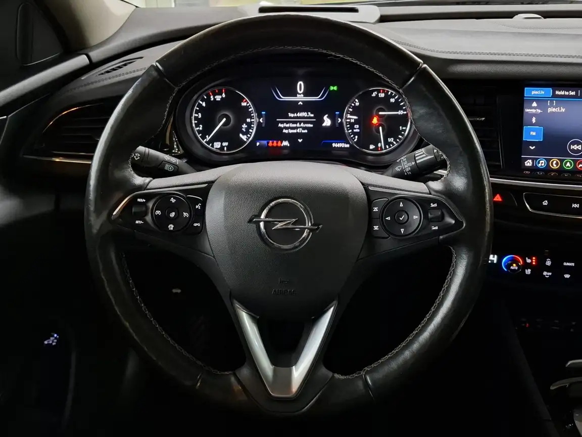 OPEL INSIGNIA