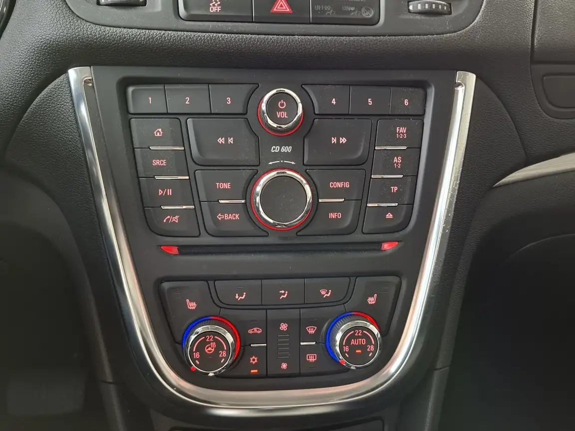 OPEL MOKKA