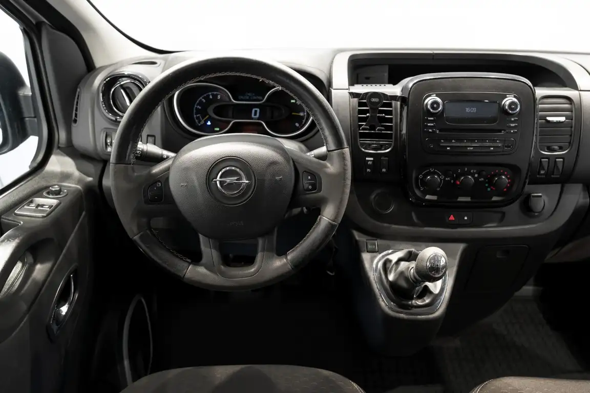 OPEL VIVARO