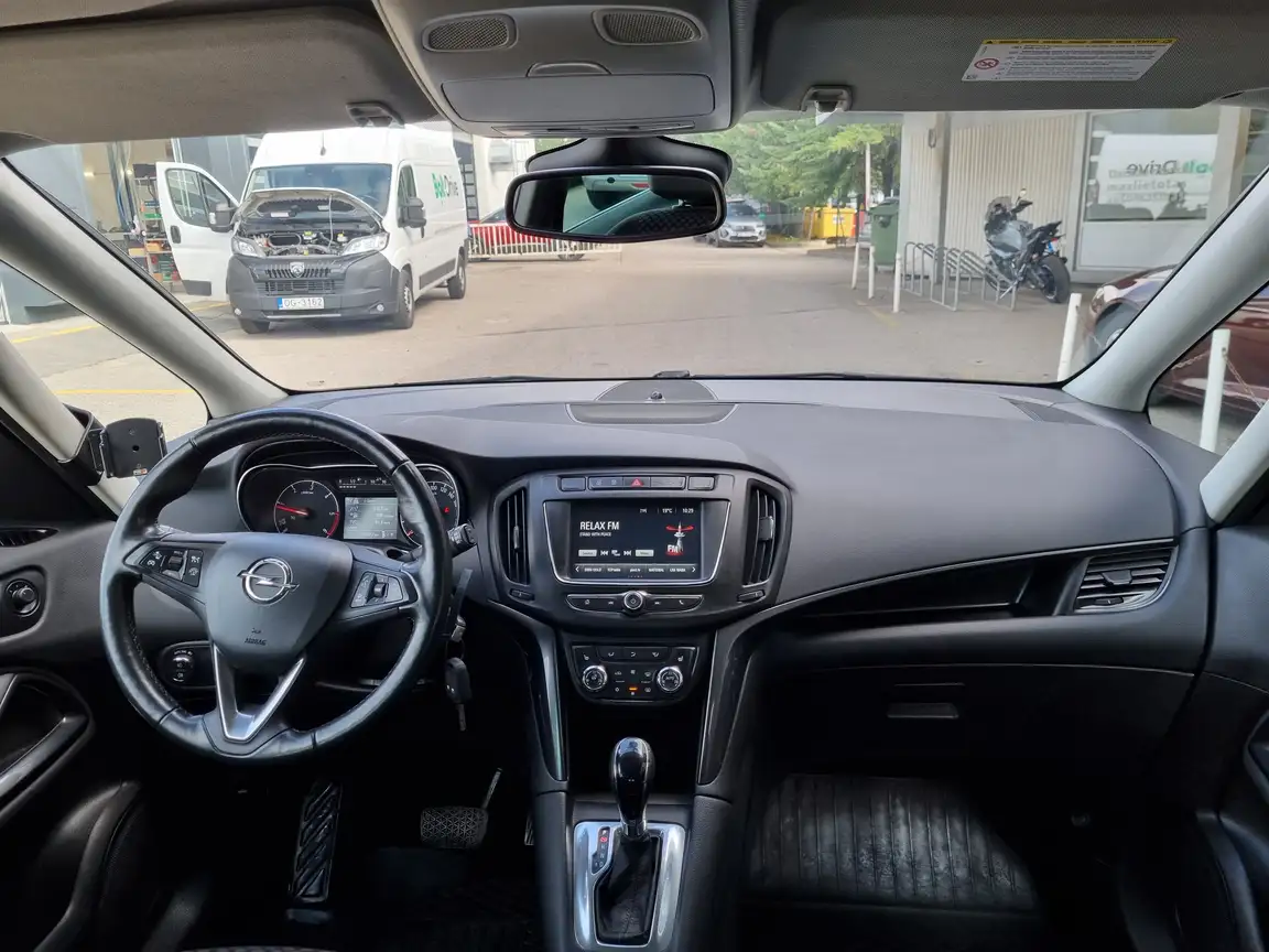 OPEL ZAFIRA