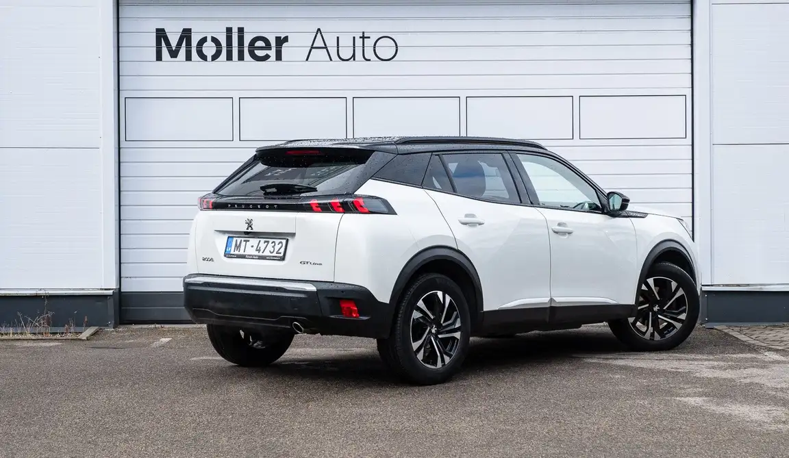 PEUGEOT 2008