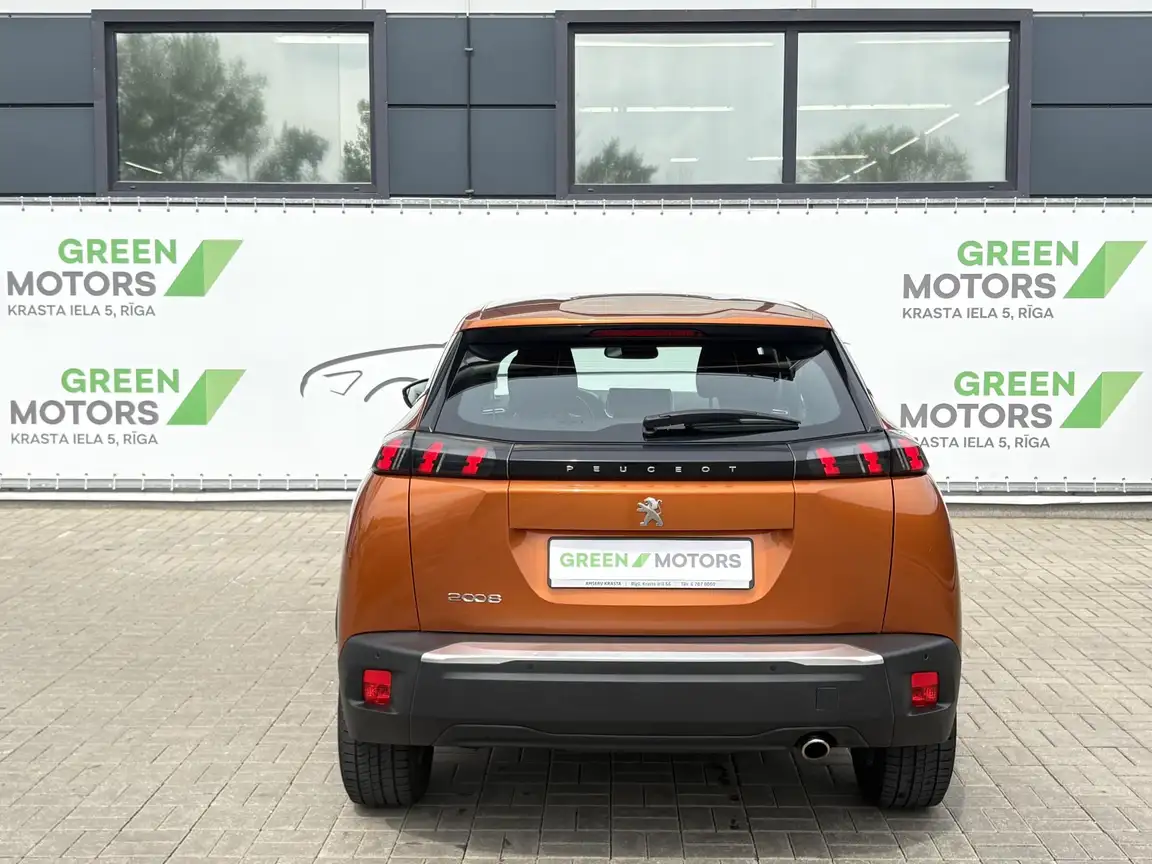 PEUGEOT 2008