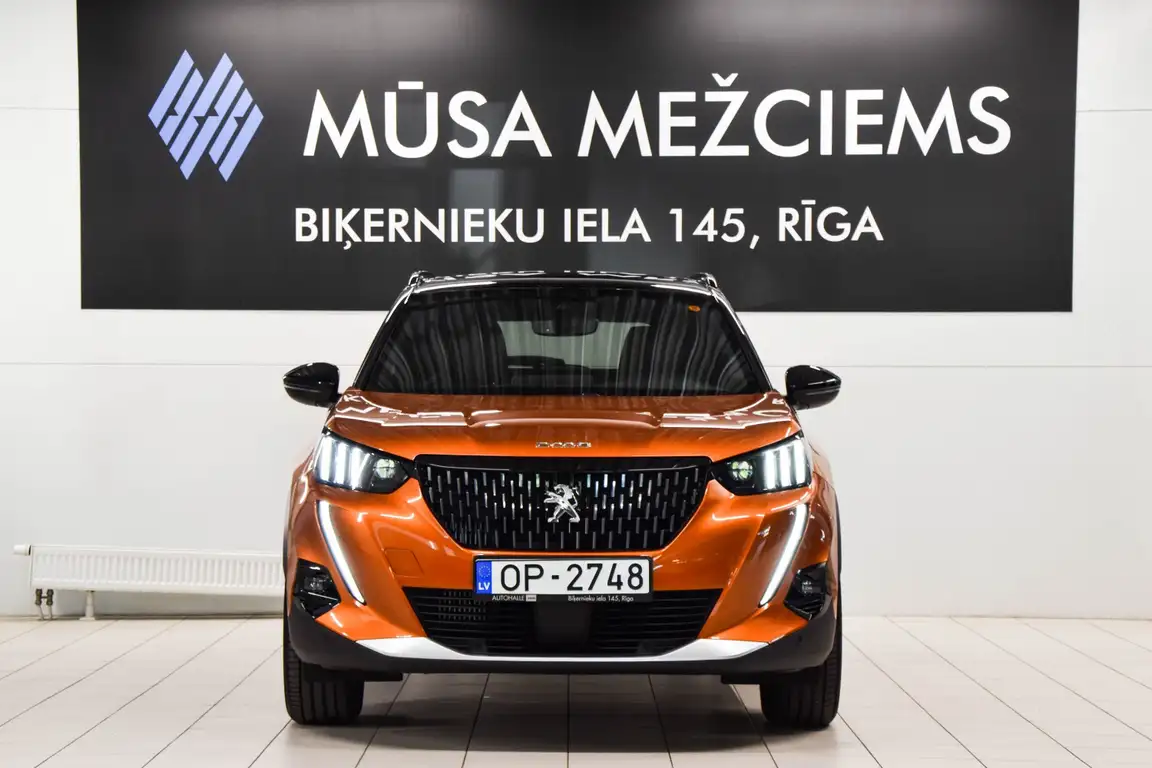 PEUGEOT 2008