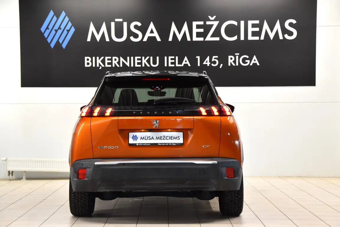 PEUGEOT 2008