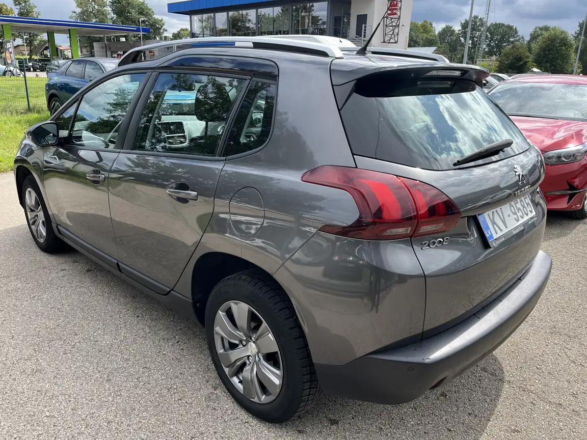 PEUGEOT 2008