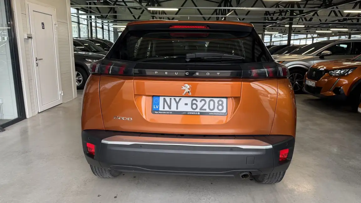 PEUGEOT 2008