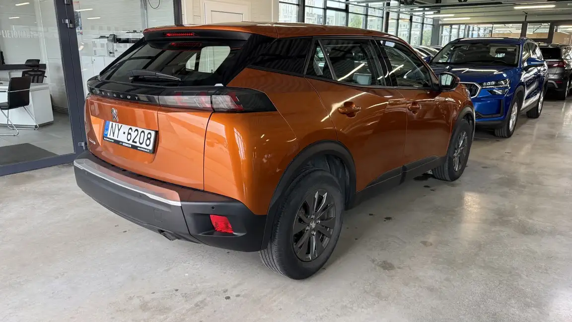 PEUGEOT 2008
