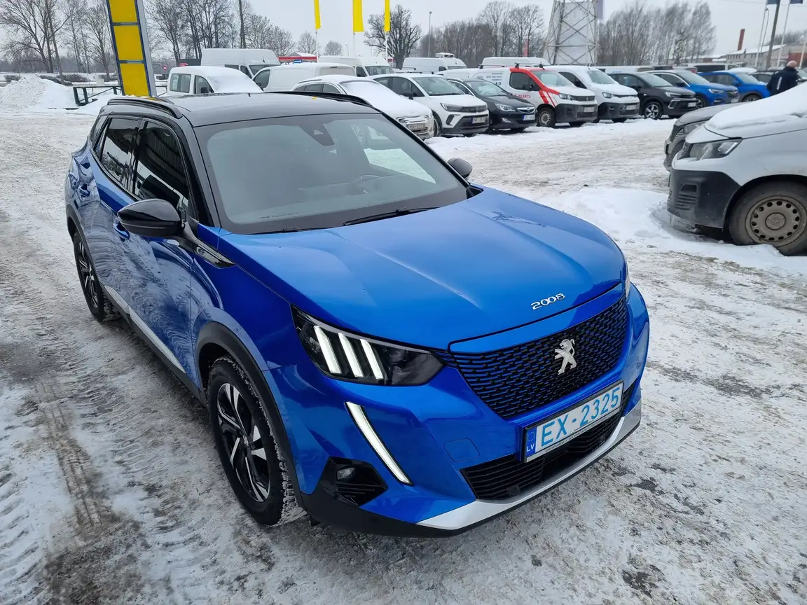 PEUGEOT 2008
