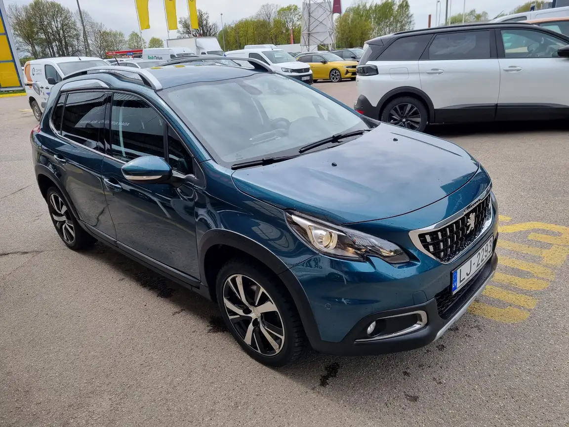 PEUGEOT 2008