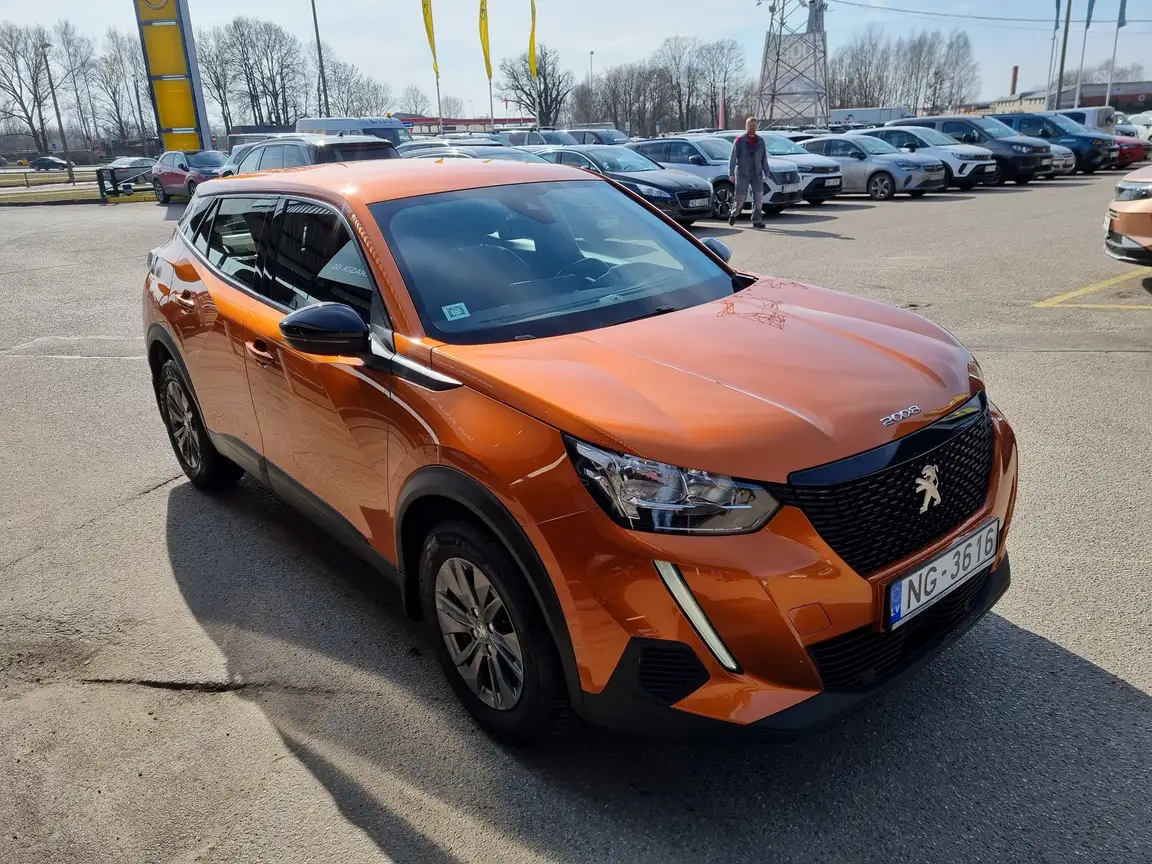 PEUGEOT 2008