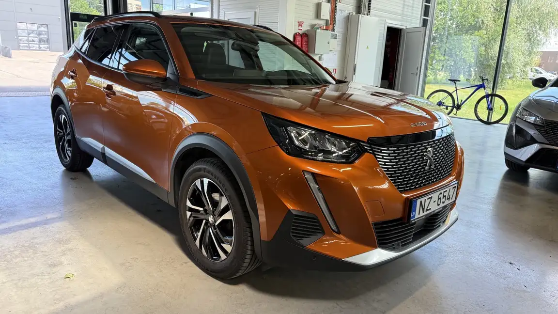 PEUGEOT 2008