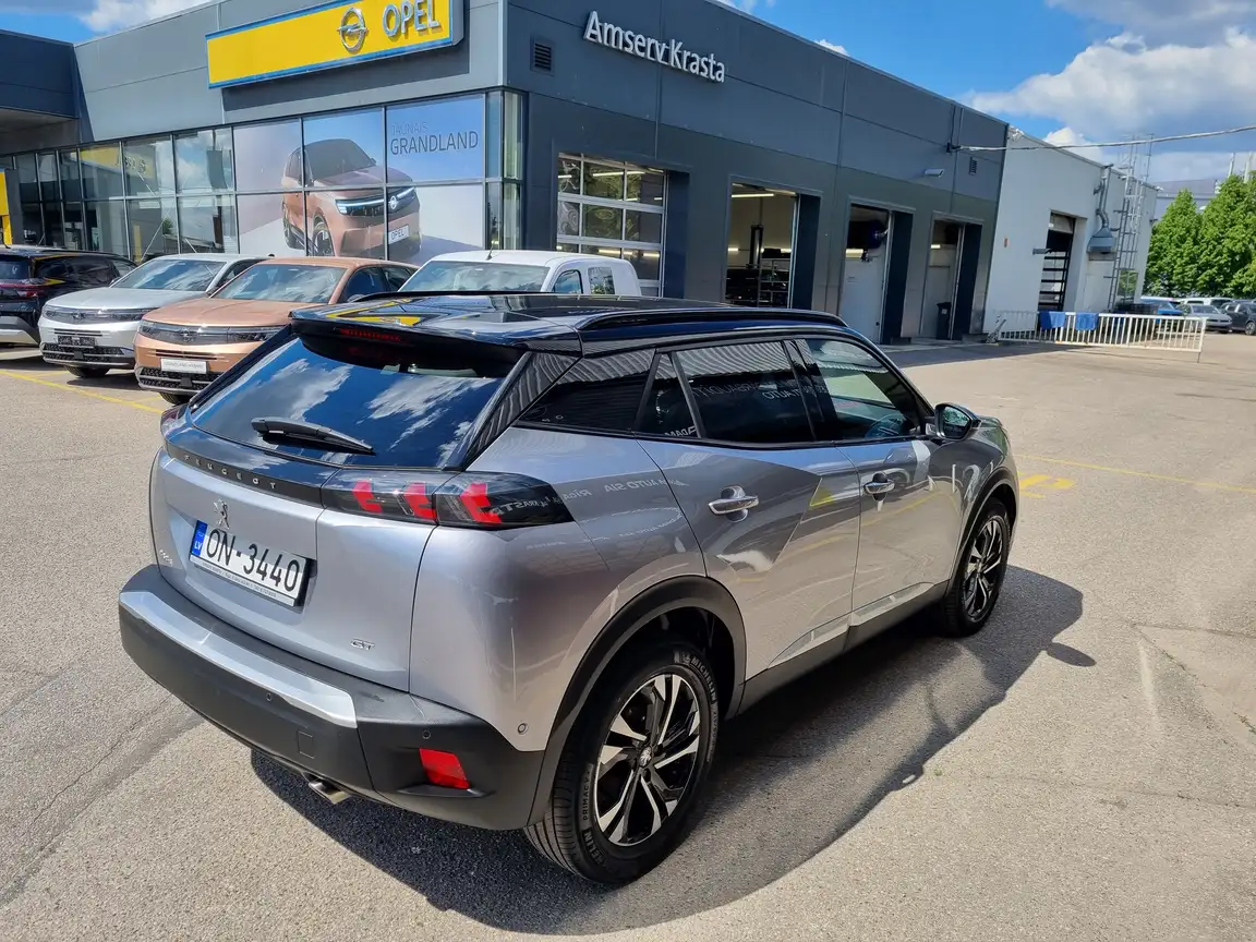 PEUGEOT 2008