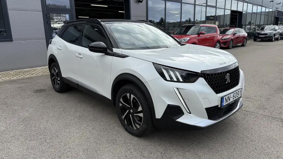 PEUGEOT 2008