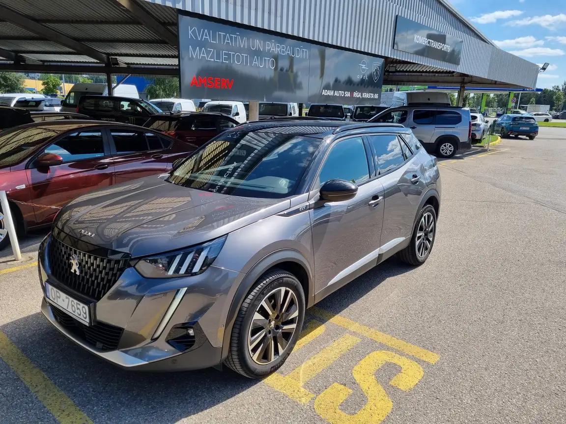 PEUGEOT 2008