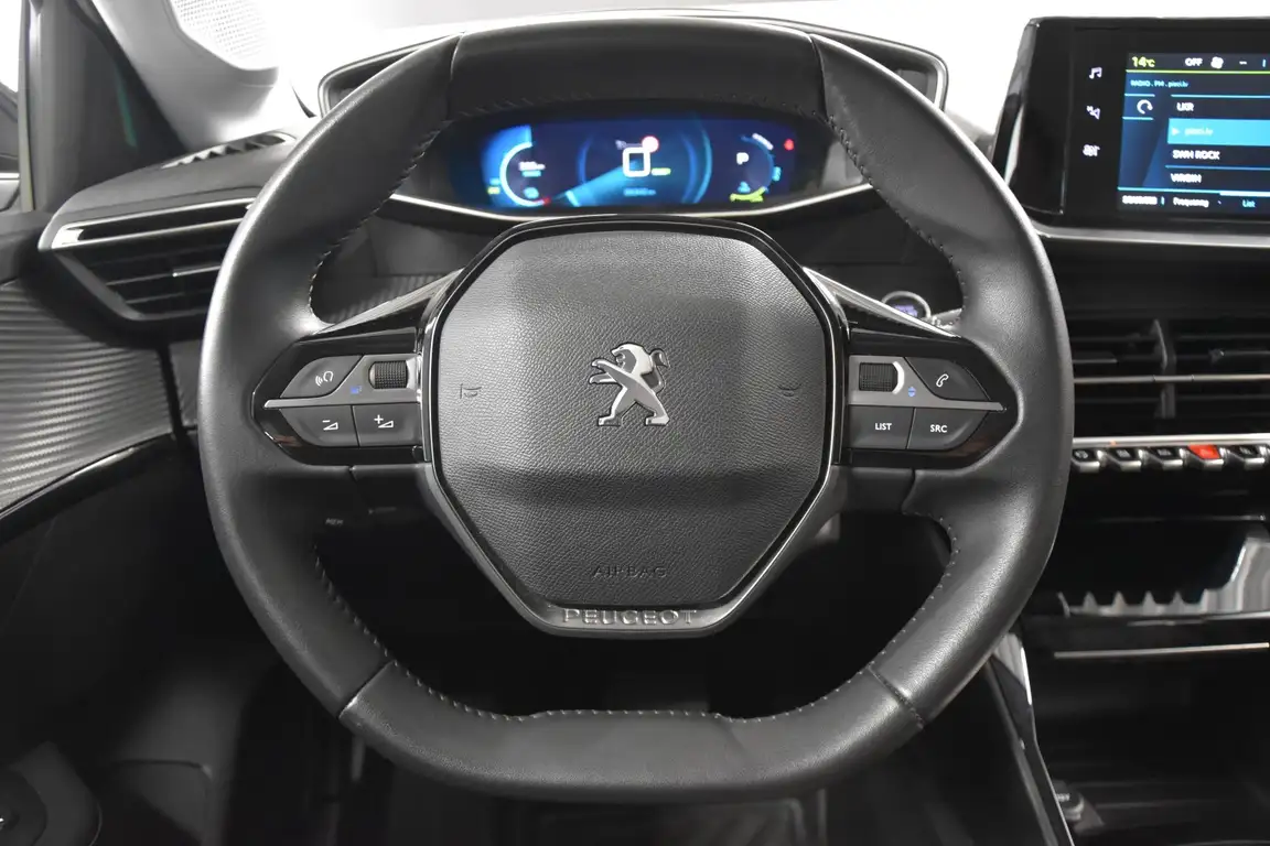 PEUGEOT 208