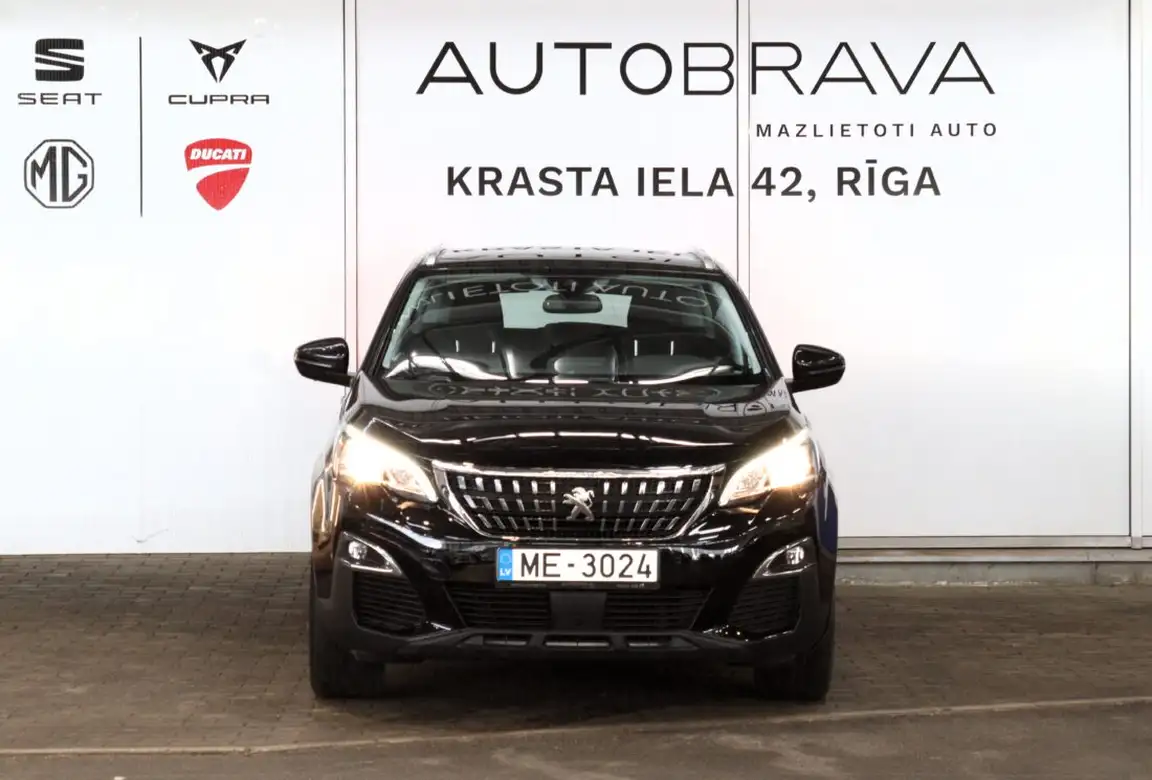 PEUGEOT 3008